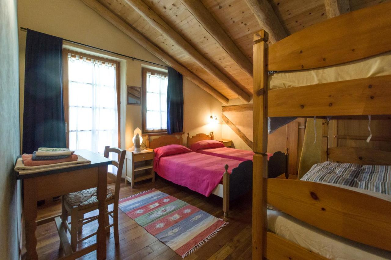 Agriturismo Casa Essenia Condino ภายนอก รูปภาพ